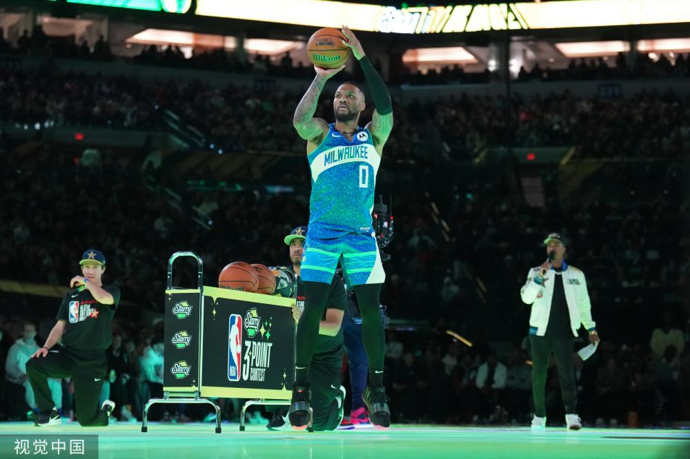 他的表现不 他的表现不