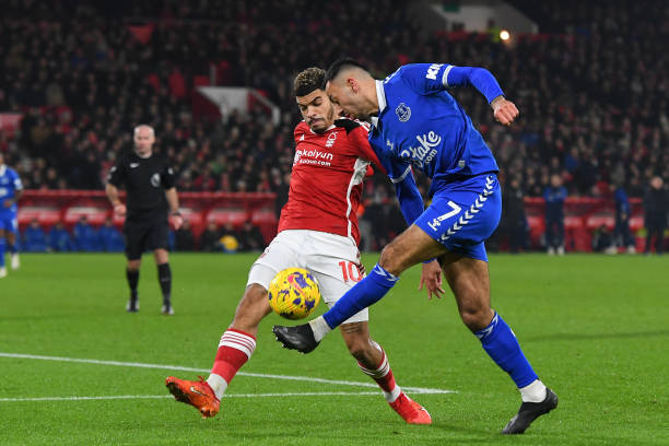 成胜负的砝 成胜负的砝